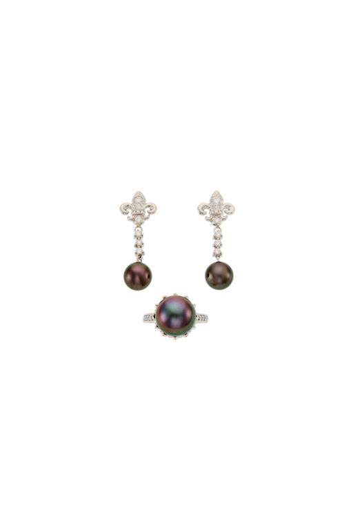 14k Gold Pearl and Diamond Jewelry Set