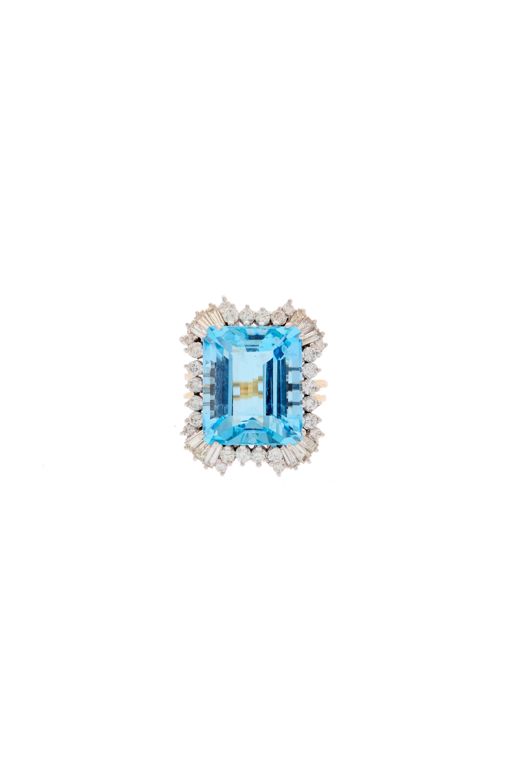 18k Gold Aquamarine and Diamond Ring