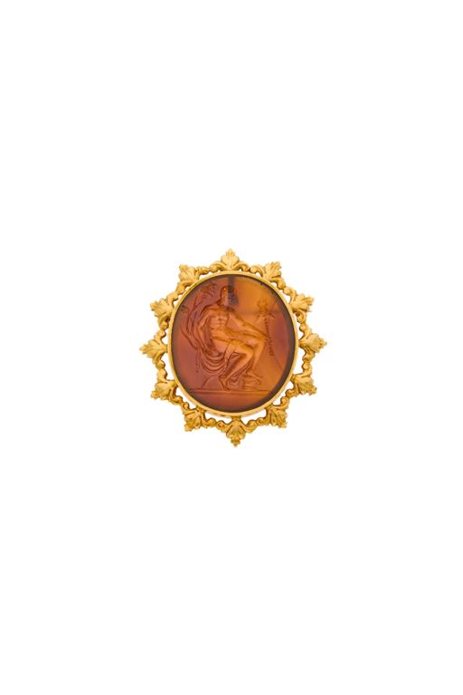 14k Gold Carnelian Brooch