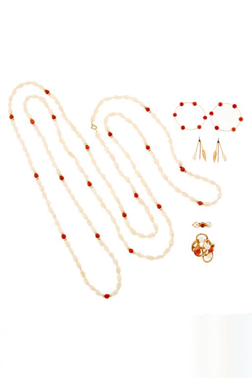 14k Gold Pearl and Coral Jewelry Set