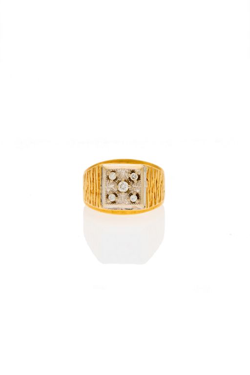 18k Gold and Platinum Diamond Ring