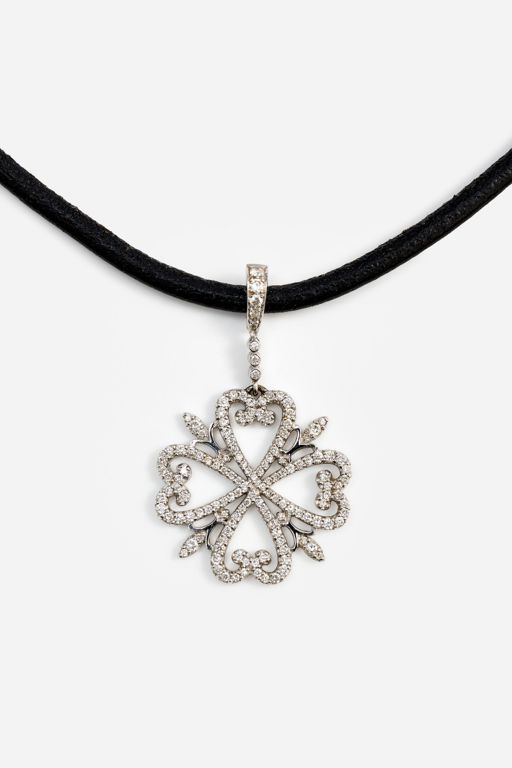 18k White Gold Diamond Clover Pendant Necklace