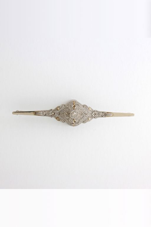 14k White Gold Diamond Bar Brooch