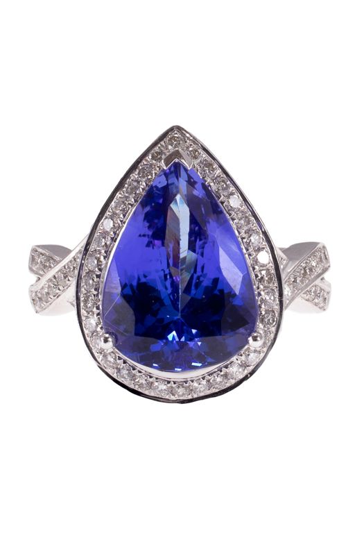 18k Gold Tanzanite and Diamond Ring