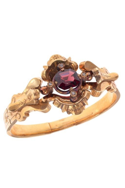 18k Gold Garnet and Diamond Bracelet