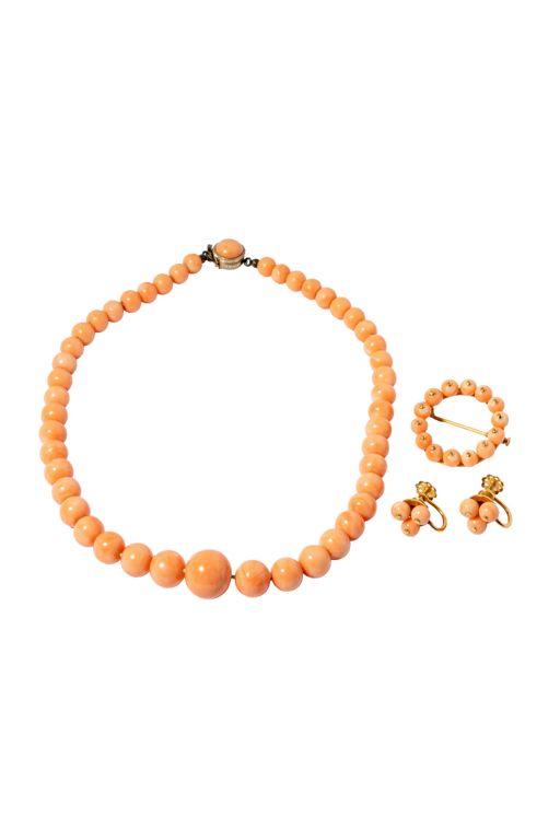 18k Yellow Gold Coral Jewelry Set