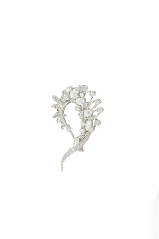18k White Gold Diamond Brooch