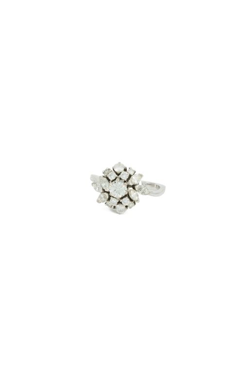 18k White Gold Diamond Flower Ring
