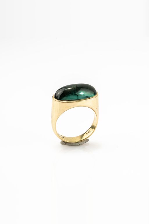 18k Yellow Gold Tourmaline Ring