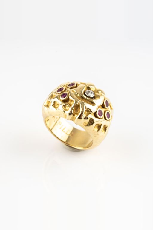 18k Gold Ruby and Diamond Ring