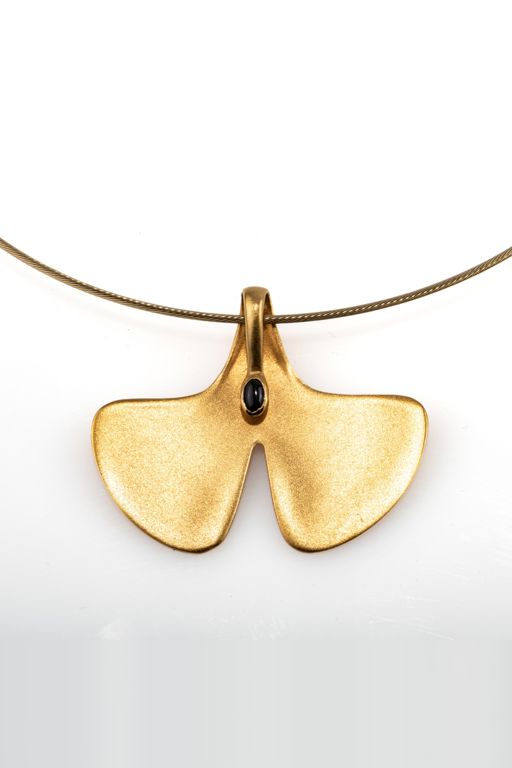 14k Gold Sapphire Necklace