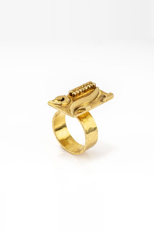 18k Yellow Gold Ring
