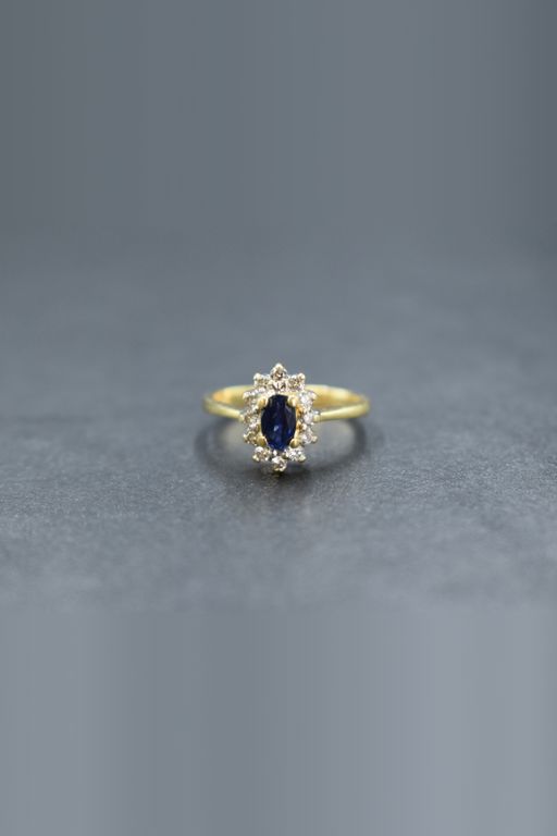 18k Gold Sapphire and Diamond Cluster Ring