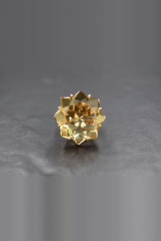 9k Yellow Gold Citrine Star Ring