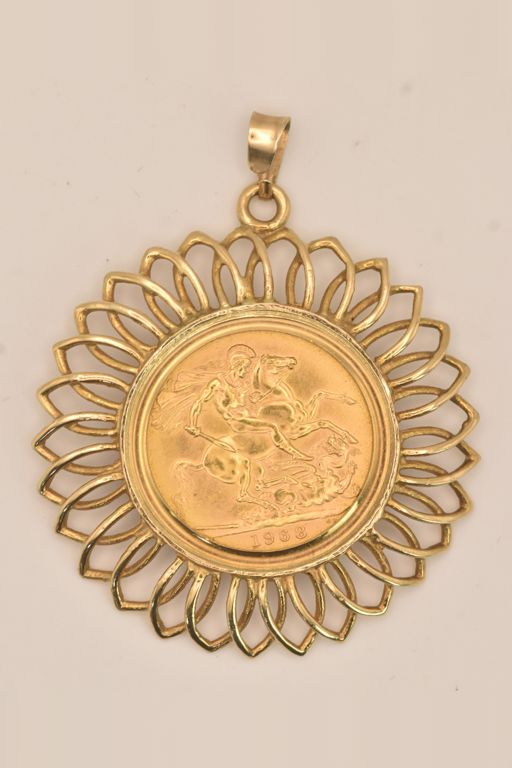 9k Gold Coin Pendant