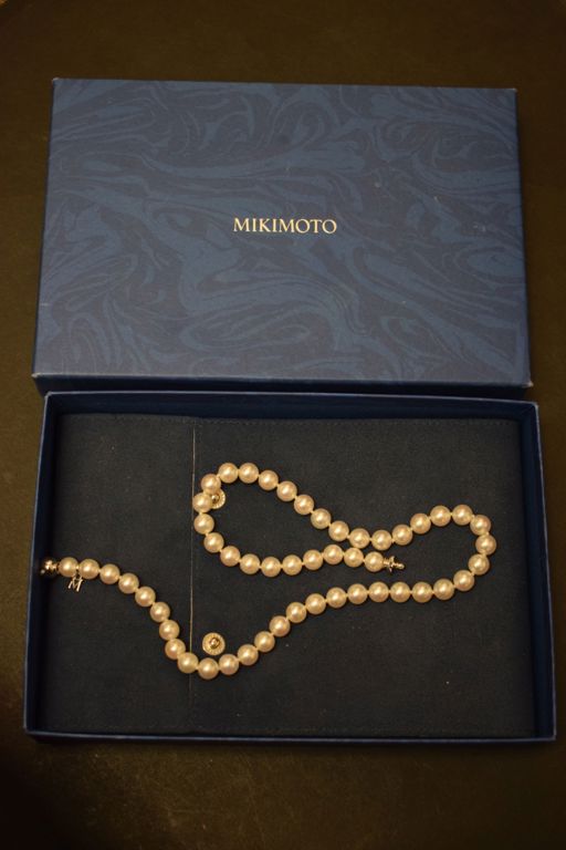 18k Gold Pearl Necklace