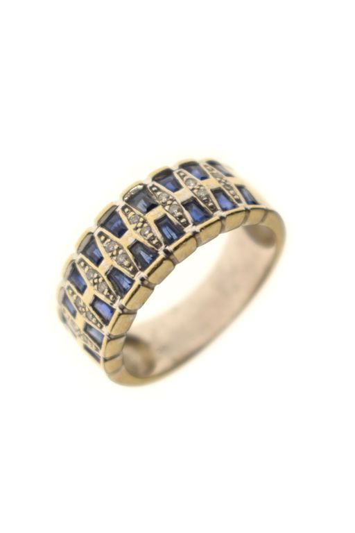 18k Gold Sapphire and Diamond Ring