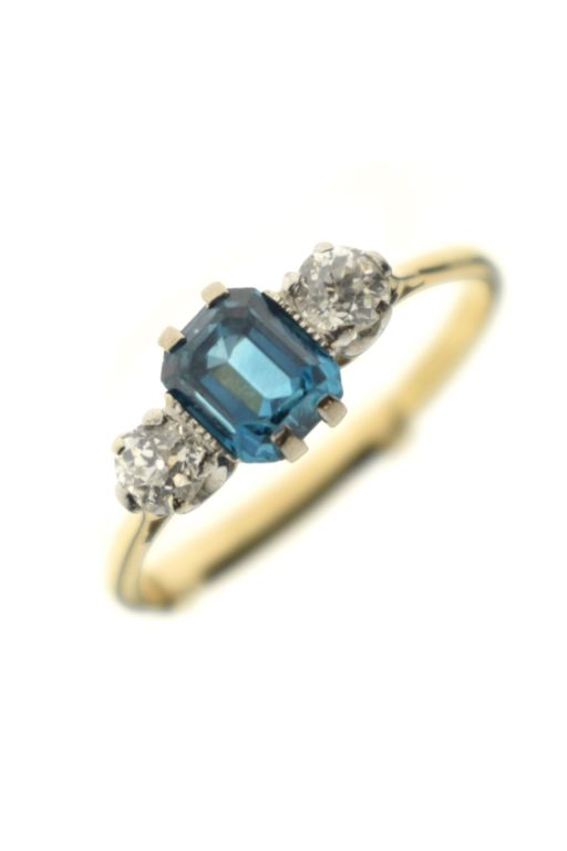 Zircon and Diamond Ring
