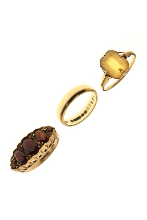 Three 9k Gold Garnet and Paste Rings