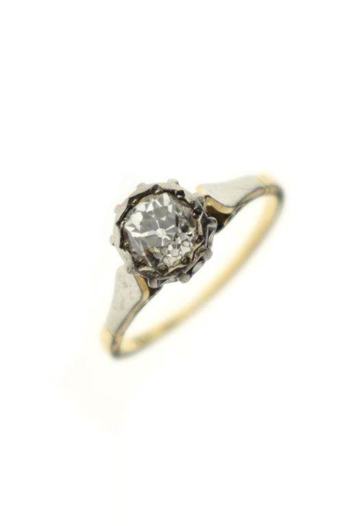 18k Gold and Platinum Diamond Ring