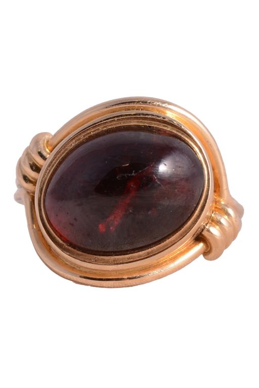 Yellow Metal Garnet Ring