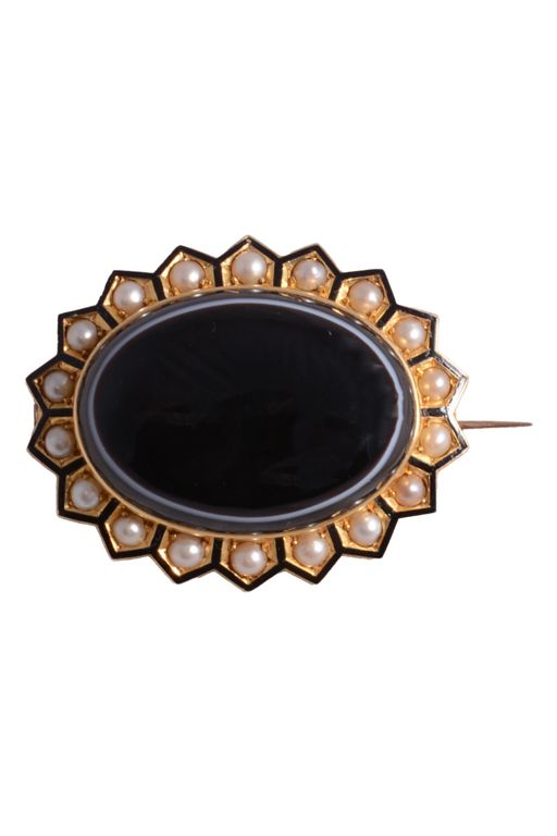 Agate and Pearl Brooch