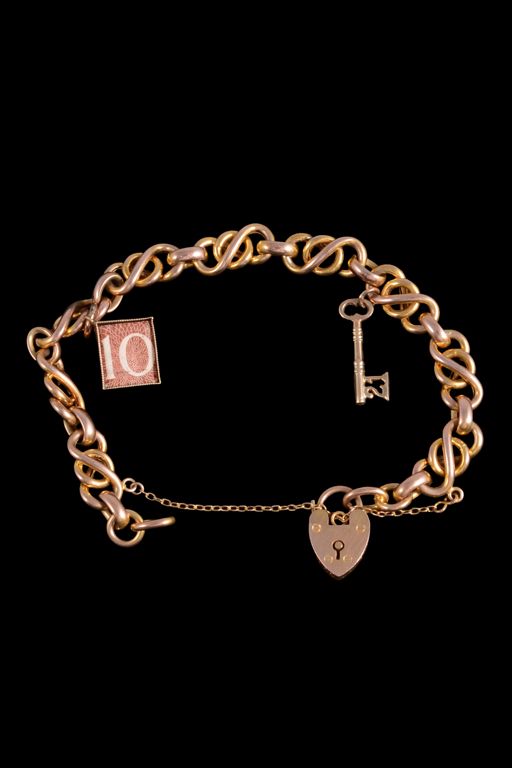 9k Gold Charm Bracelet