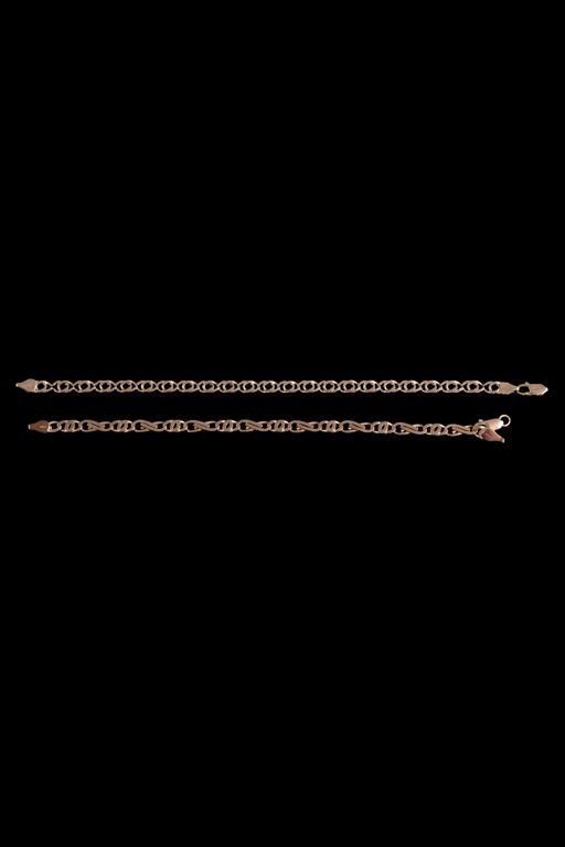 Two 9k Gold Bracelets