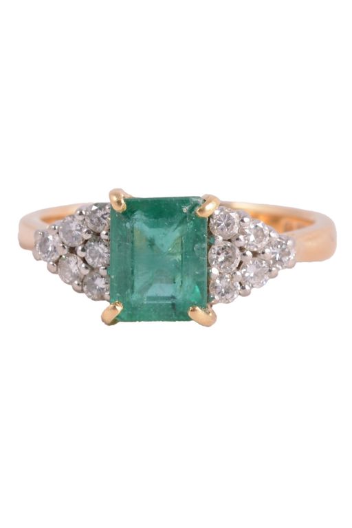 18k Gold Emerald and Diamond Ring