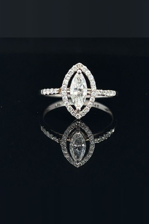18k Gold Diamond Ring