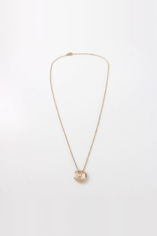 18k Yellow Gold Diamond and MOP Pendant Necklace