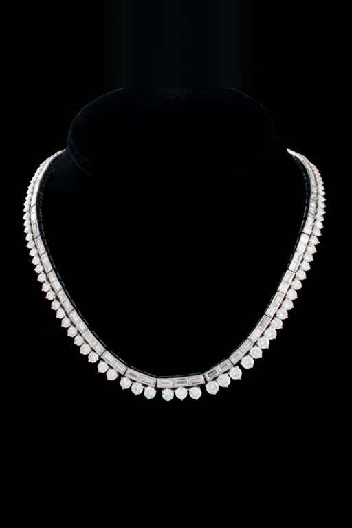 18k White Gold Diamond Necklace