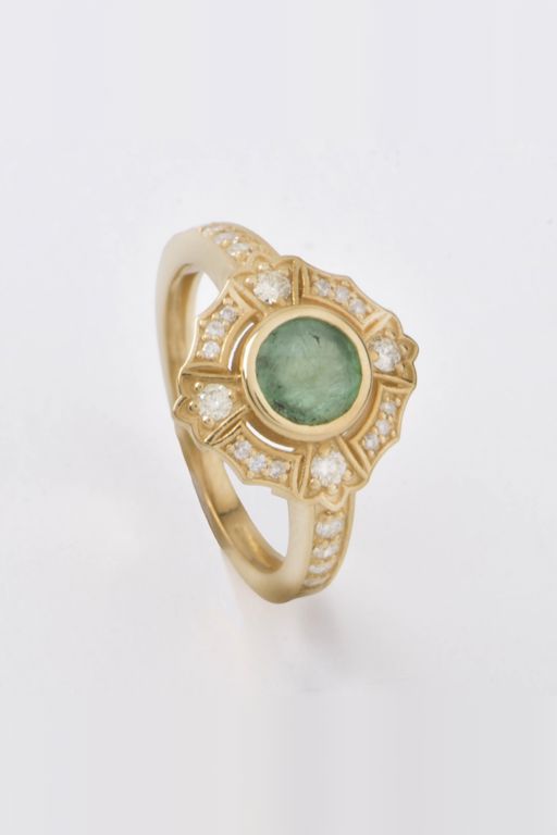 14k Yellow Gold Emerald and Diamond Ring