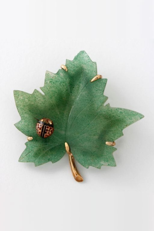 14k Yellow Gold Jade Leaf Brooch