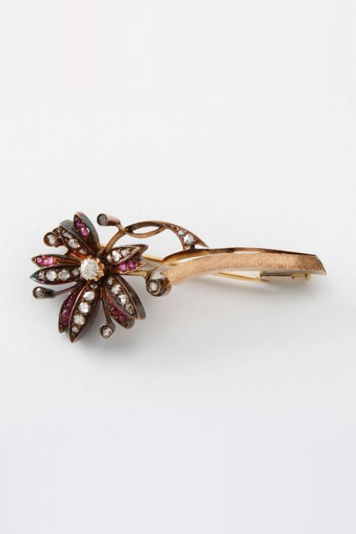 14k Yellow Gold Diamond and Ruby Flower Brooch