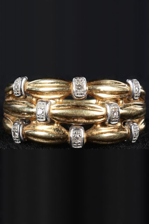 18k Gold Diamond Ring