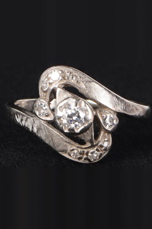 14k White Gold Diamond Ring