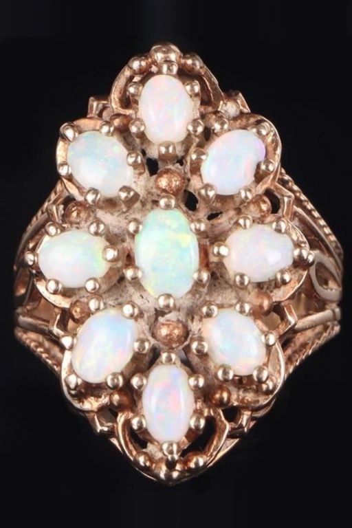 10k Gold Opal Ring
