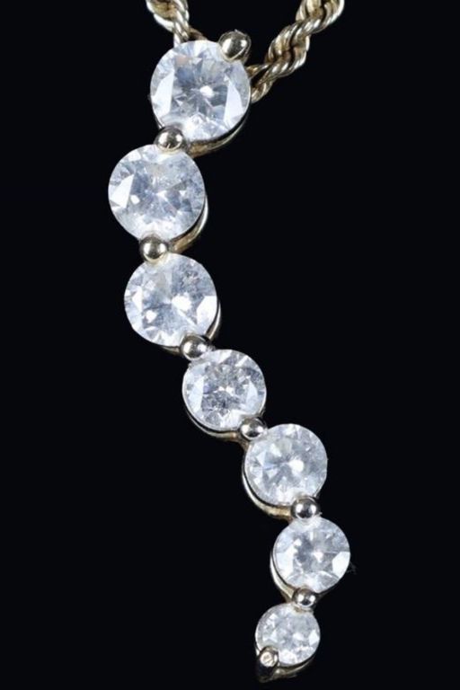 14k Gold Diamond Pendant Necklace