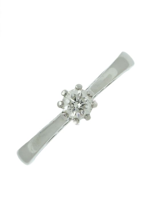 Platinum Diamond Solitaire Ring