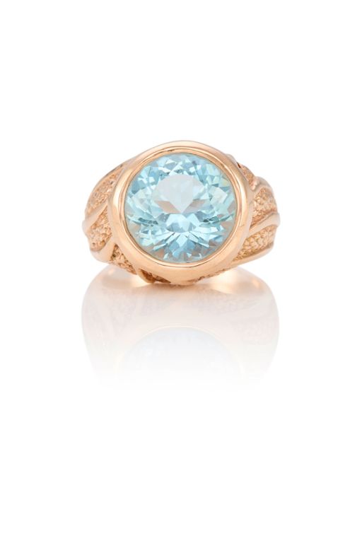 14k Gold Aquamarine Ring