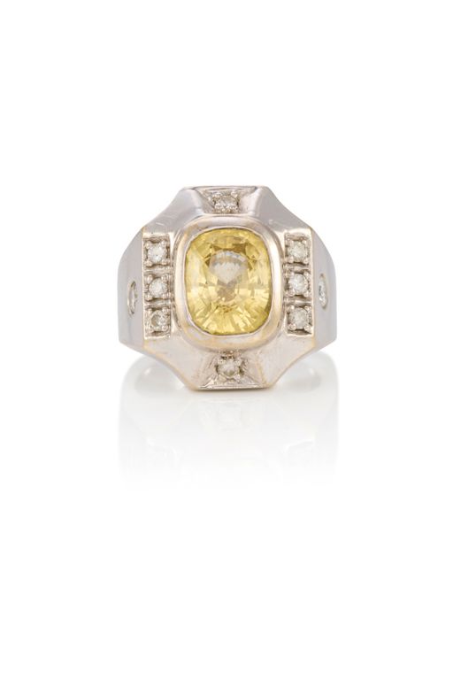 18k Gold Sapphire and Diamond Ring