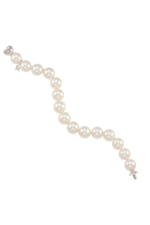18k Gold Pearl and Diamond Bracelet