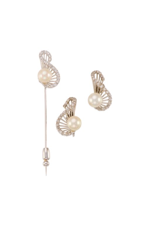 Pearl and Diamond Jewelry Set