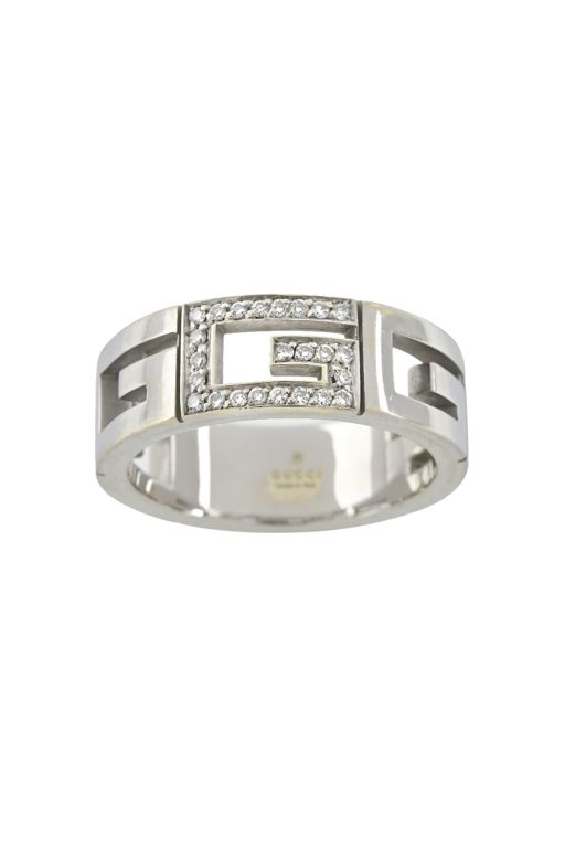 18k White Gold Diamond Ring