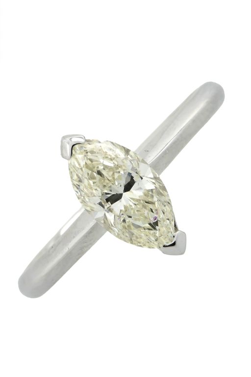 18k White Gold Diamond Solitaire Ring