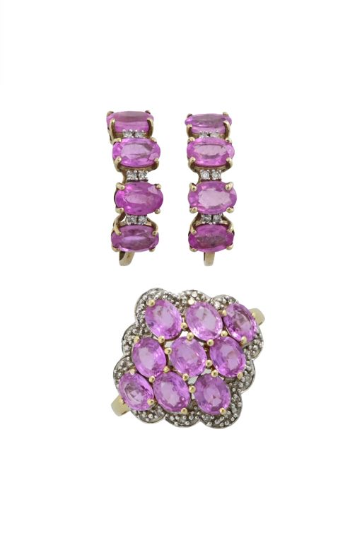 Yellow Gold Gold Sapphire and Diamond Jewelry Set