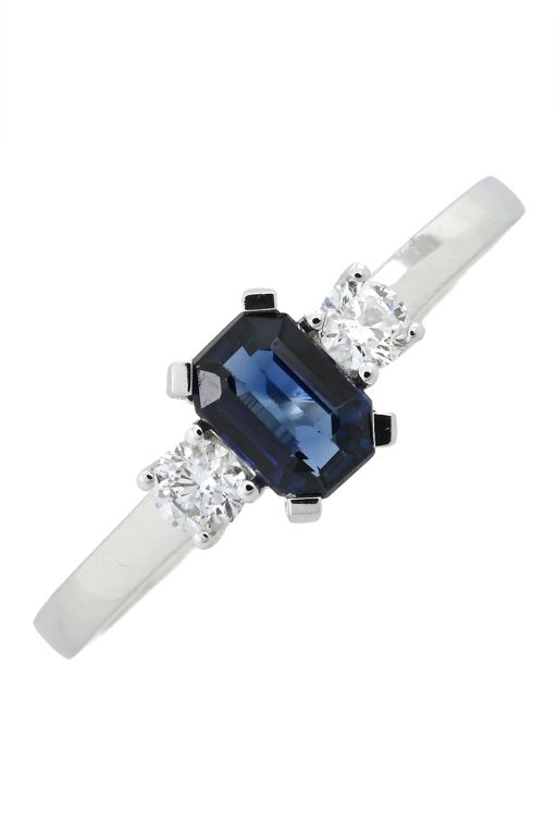 18k White Gold Sapphire and Diamond Ring