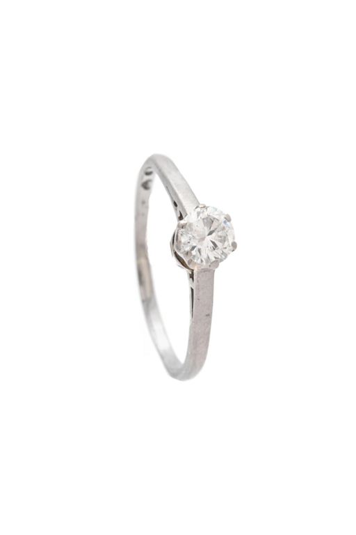 18k Gold Diamond Solitaire Ring