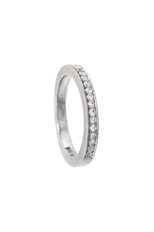 18k Gold Diamond Ring